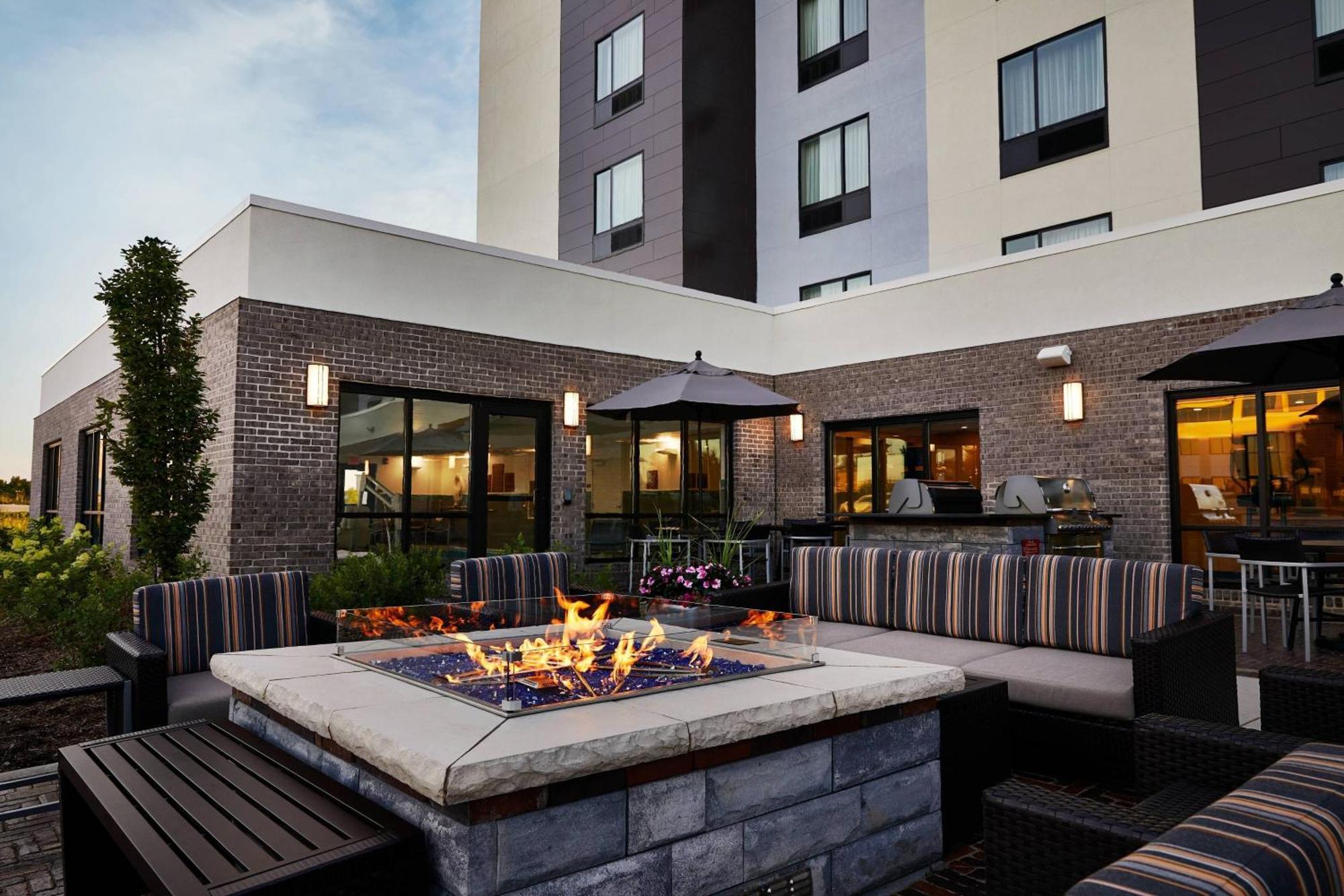 Towneplace Suites By Marriott St. Louis O'Fallon Exterior photo
